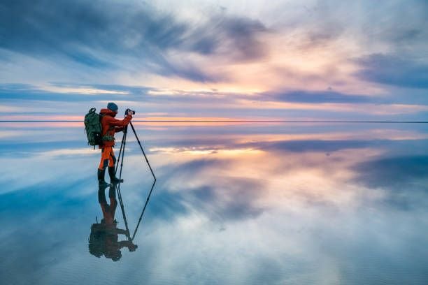 photographer-traveler-taking-photo-of-the-beautiful-lake-at-sunset-16866226921076670511.jpg